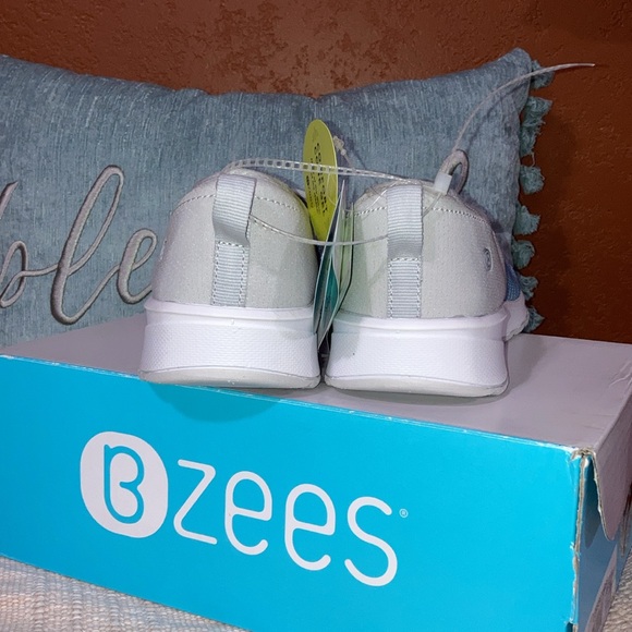NWT Bzees size 9 - Picture 4 of 7